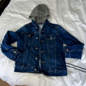 Old Navy Boy's Jean jacket L 10-12 with attached hood NWOT